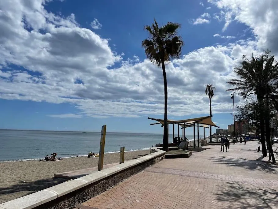 公寓 Apartamento Primera Linea Playa-Youtripmalaga 丰希罗拉 西班牙